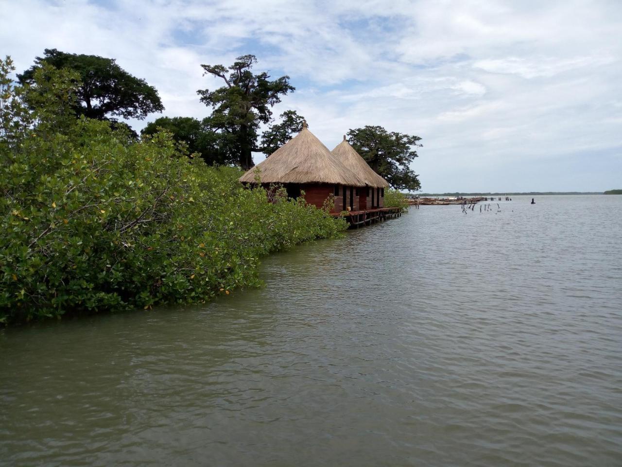 Bintang Bolong Lodge المظهر الخارجي الصورة