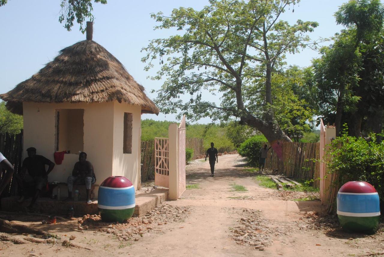 Bintang Bolong Lodge المظهر الخارجي الصورة