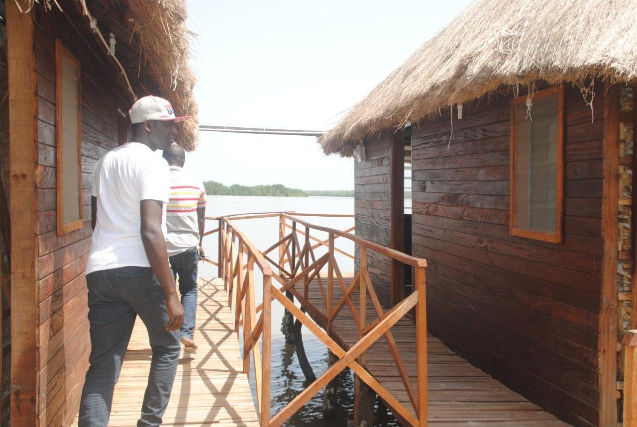 Bintang Bolong Lodge المظهر الخارجي الصورة