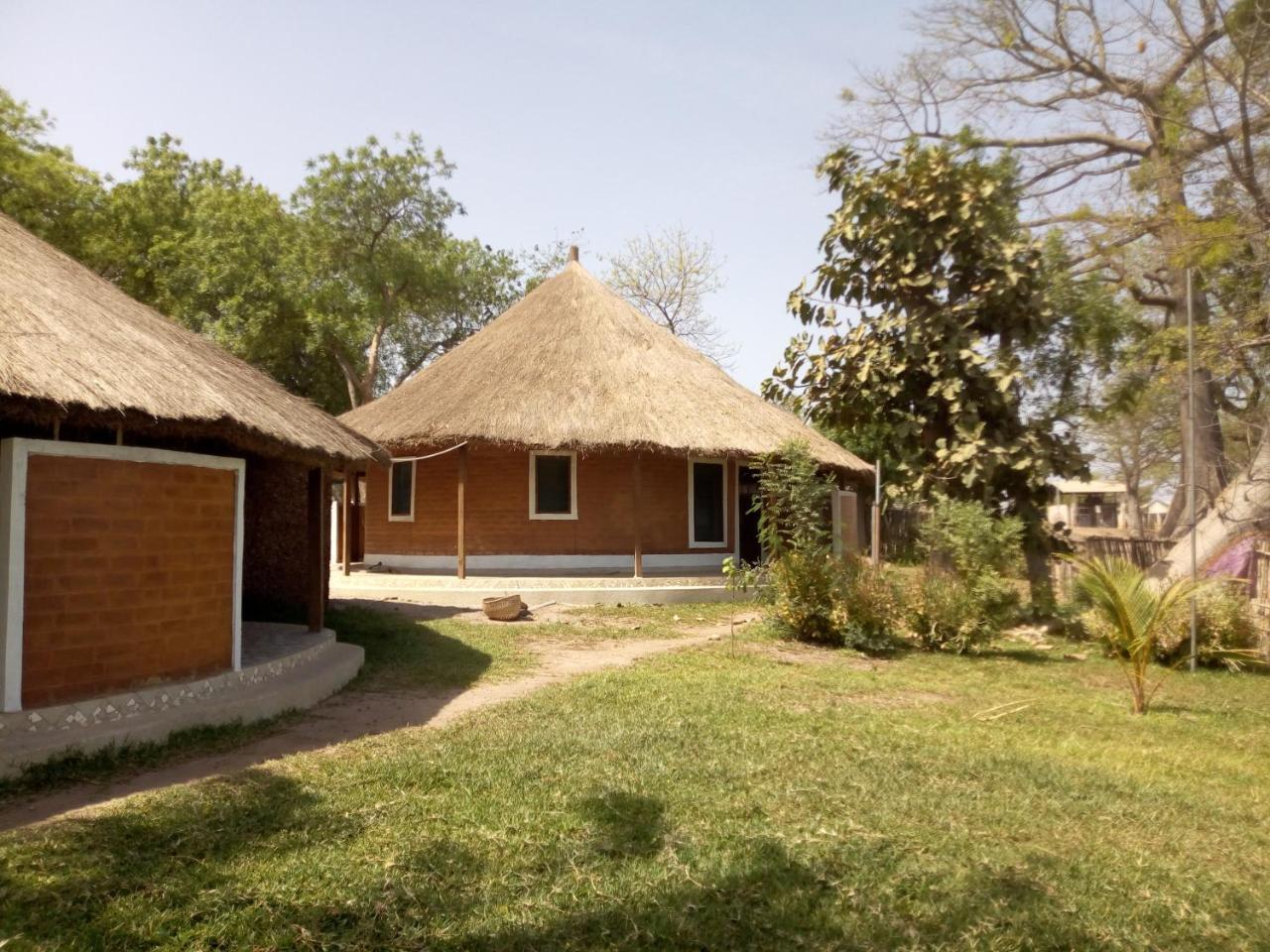 Bintang Bolong Lodge المظهر الخارجي الصورة